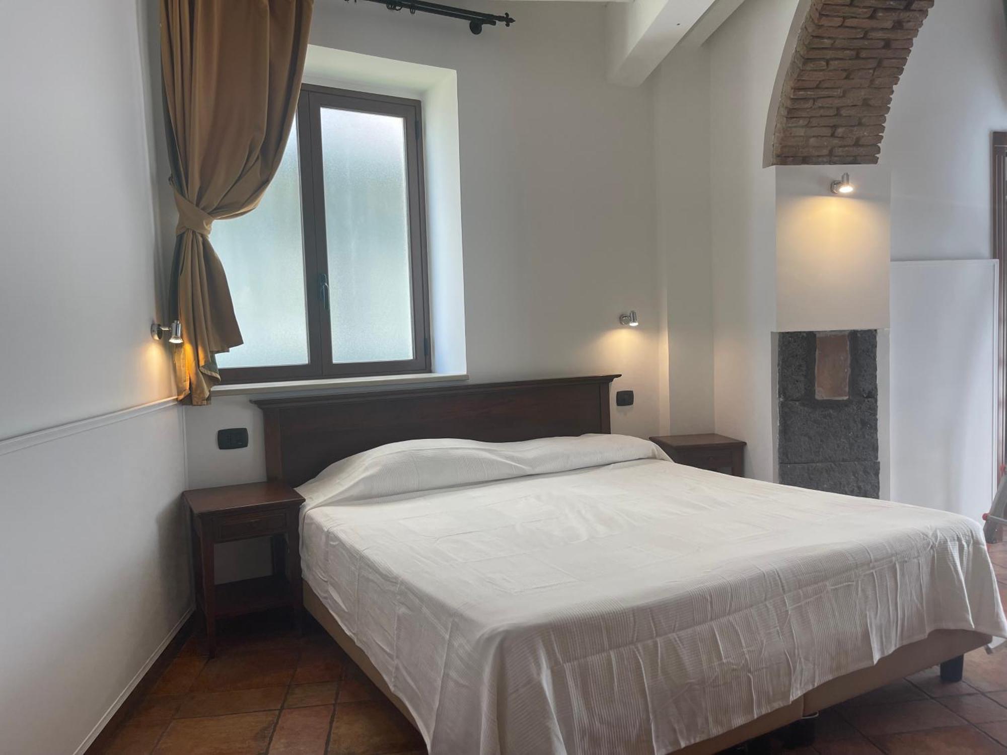 Hotel Capomulini 3 Stelle Acireale Extérieur photo