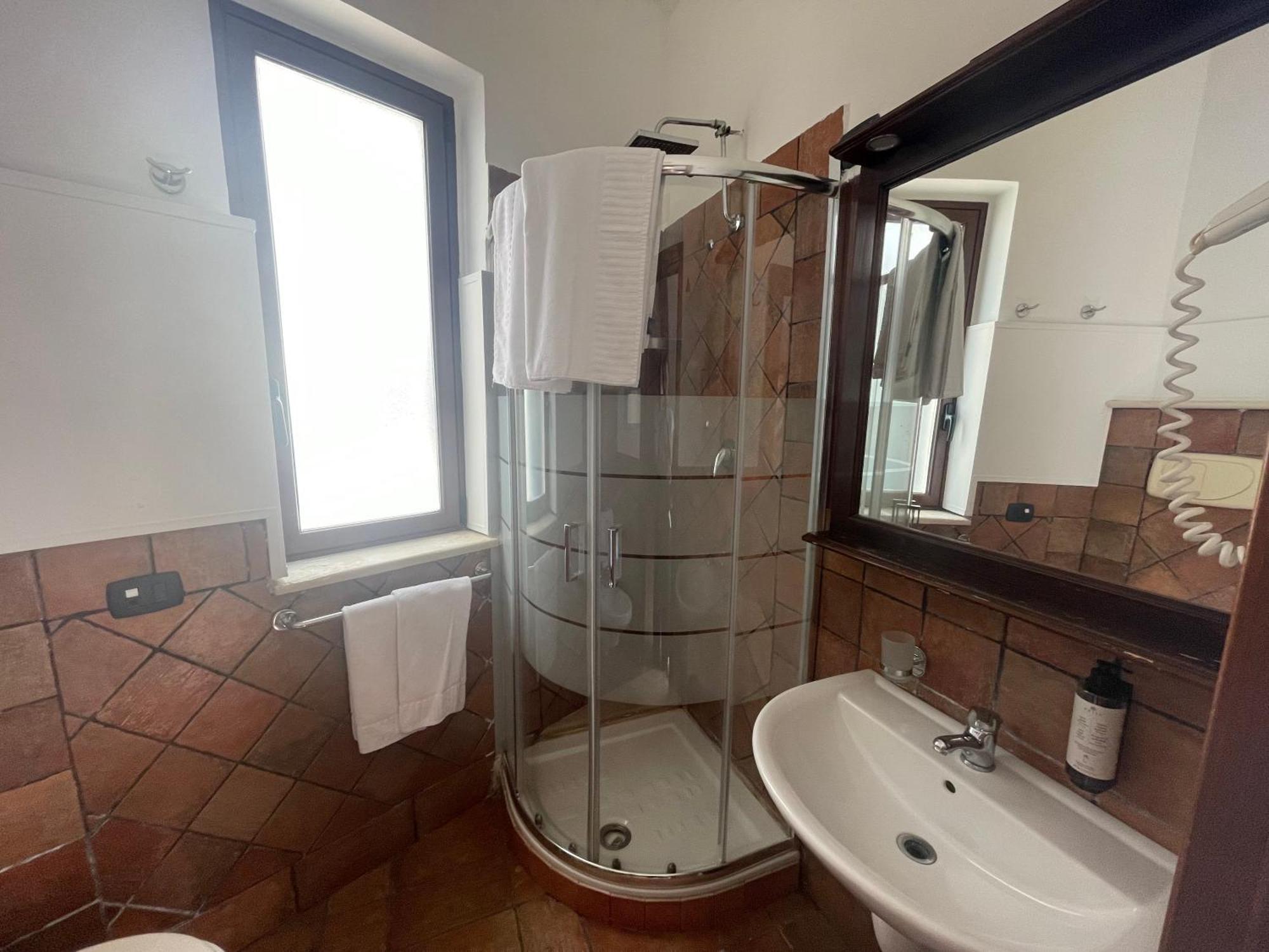 Hotel Capomulini 3 Stelle Acireale Extérieur photo