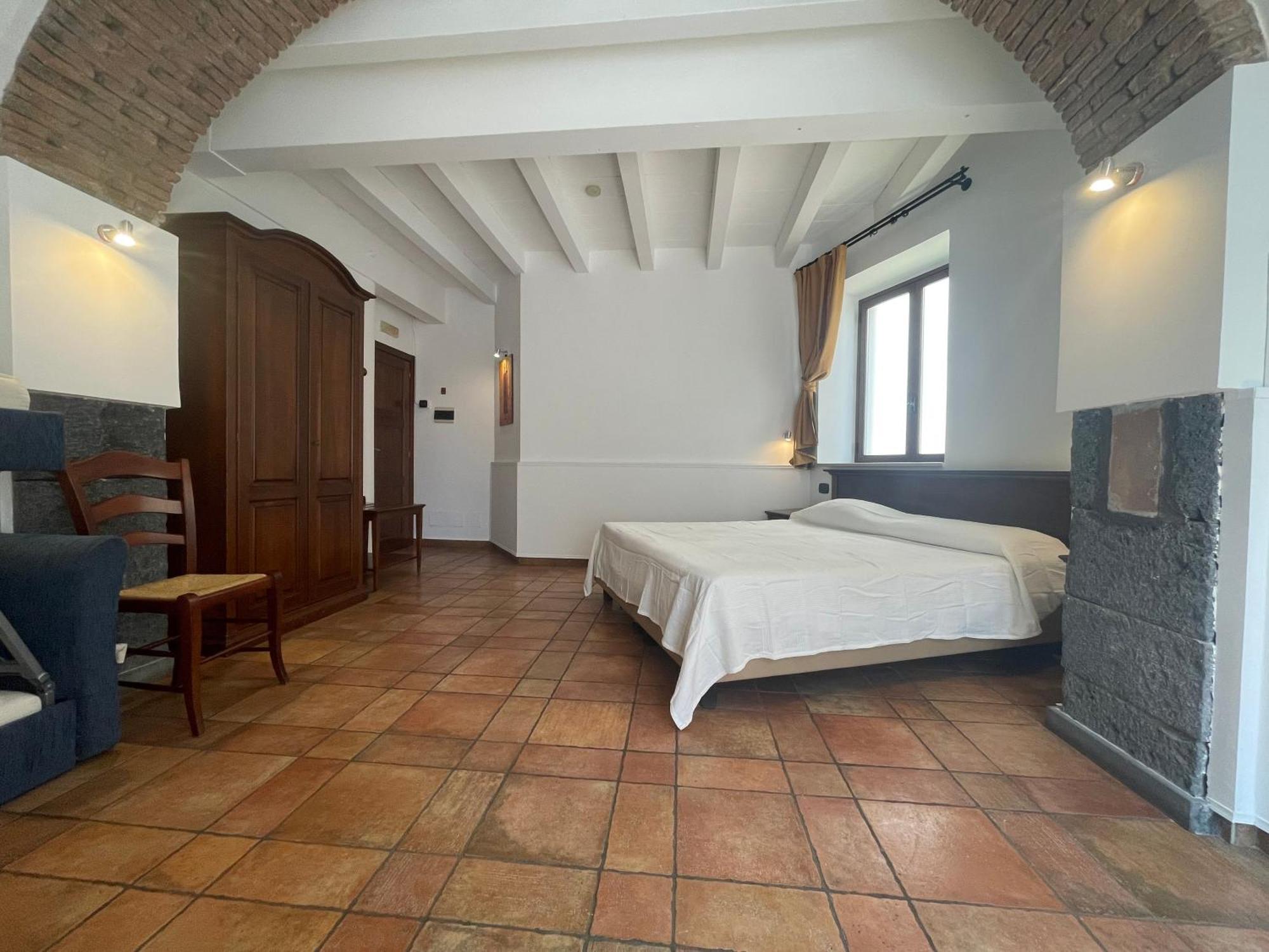 Hotel Capomulini 3 Stelle Acireale Extérieur photo